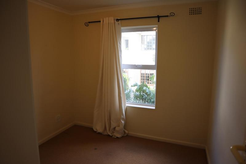 To Let 2 Bedroom Property for Rent in Vredehoek Western Cape